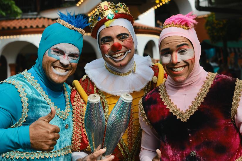 8 Disfraces de Carnaval originales para grupos caseros